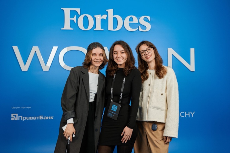 FORBES | АЛІНА КОХАН
